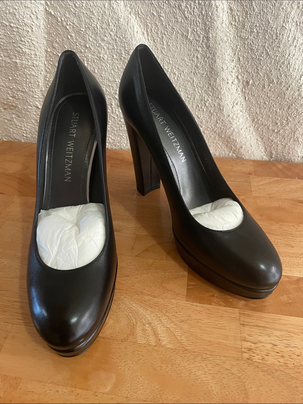 Stuart Weitzman Black Leather Platform Pumps